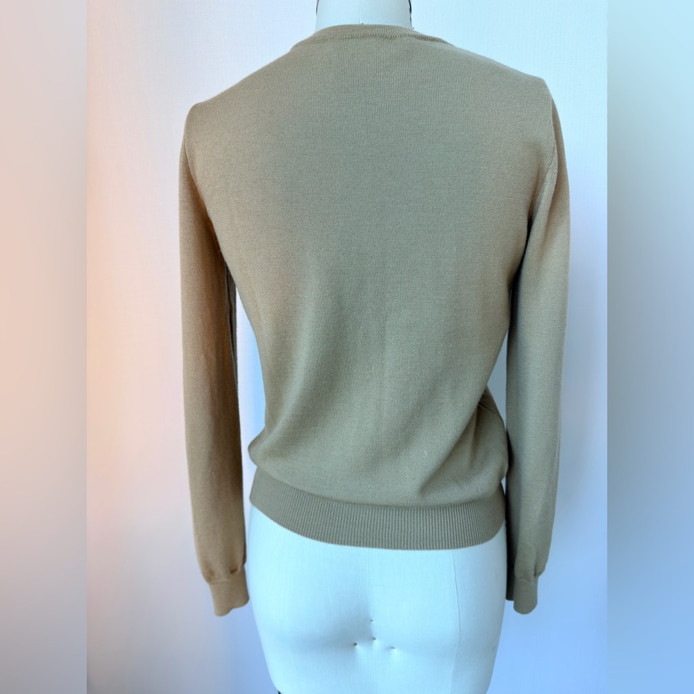 Moschino Classic Tan Turtleneck Sweater USA Size 6, Italian 40,100% virgin wool - Picture 5 of 12